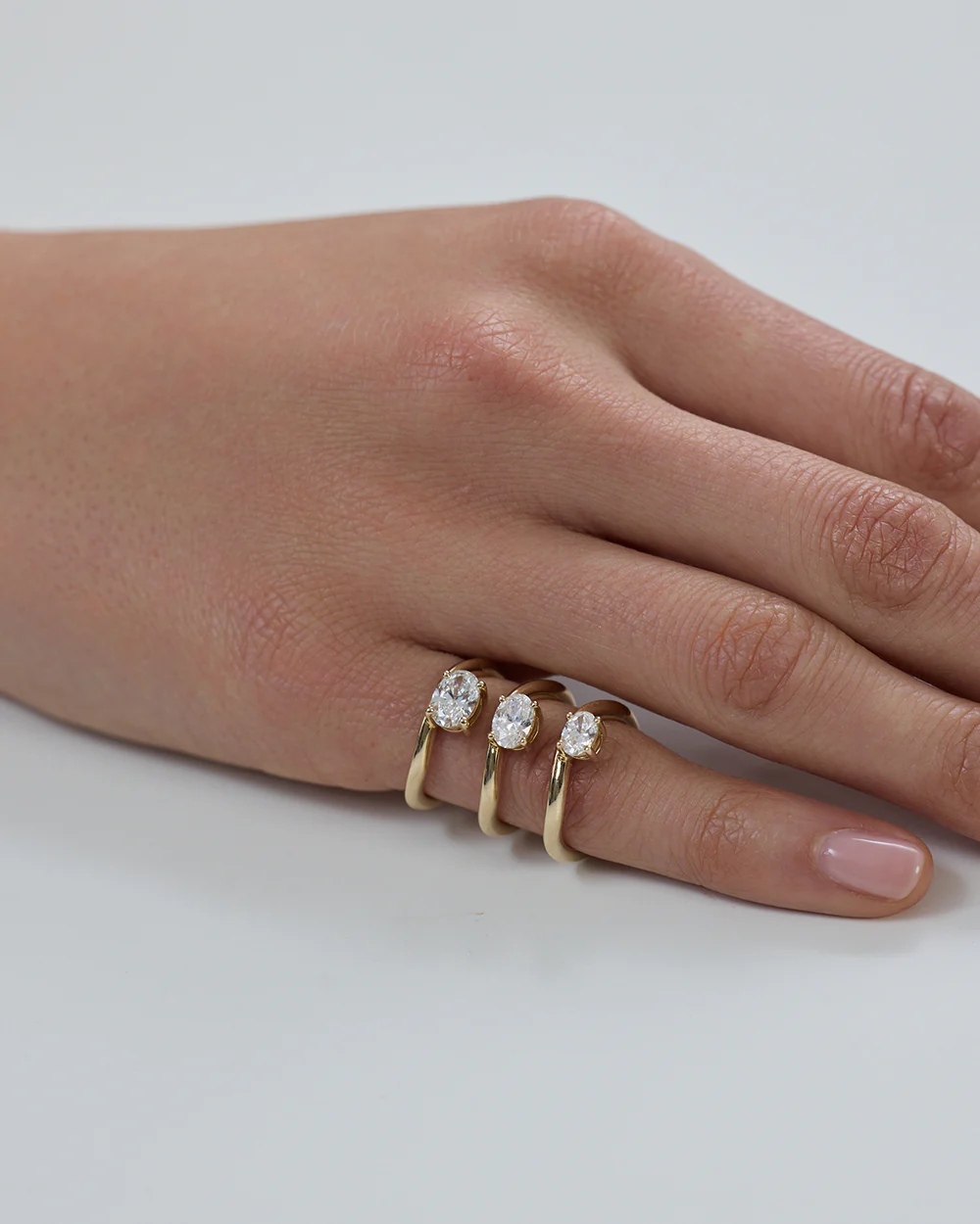 Astra Oval Pinky Ring - Image 8