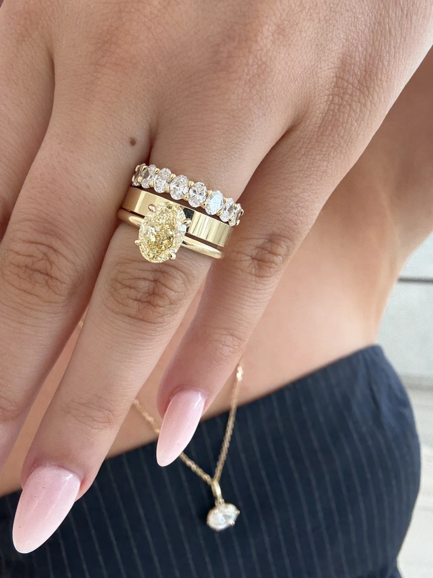 Grace 2.52ct Yellow Oval Diamond Engagement Ring - Image 16